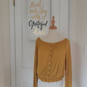 BNWT off the shoulder faux button shirt